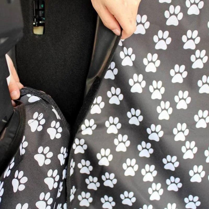 Boot cover for dogs and cats with vehicle protection