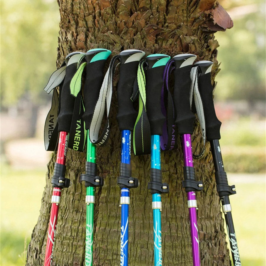Folding trekking pole - Adjustable hiking support for outdoor trails