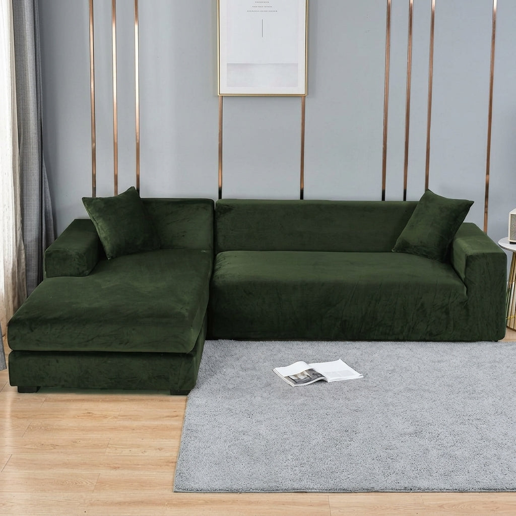 Stretch sofa cover in polyester with water-repellent protection