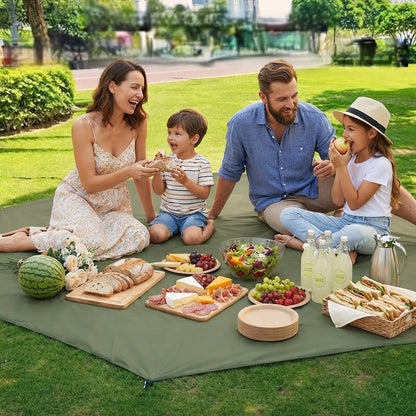 Oversized waterproof camping mat – Large outdoor picnic & beach mat