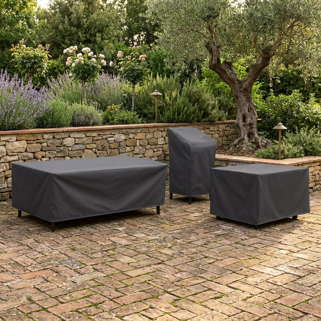 Outdoor furniture cover in waterproof polyester for rain and sun