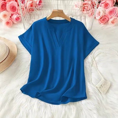 Women’s elegant V-neck blouse - Relaxed fit for work and casual looks