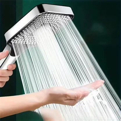Anti-limescale shower head with even water flow for everyday use