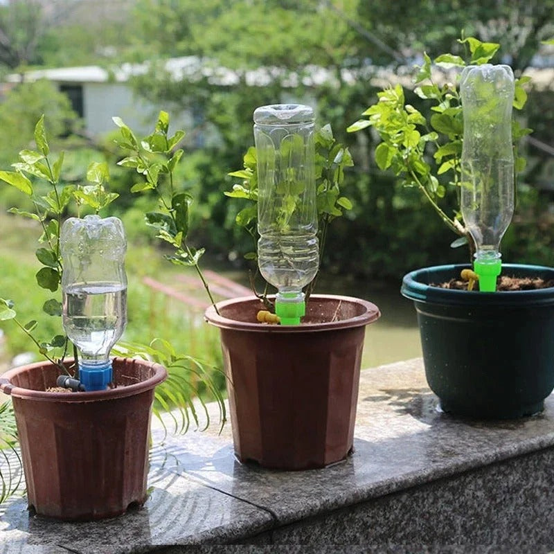 Automatic plant watering spikes - Adjustable drip flow garden aid (12 pack)