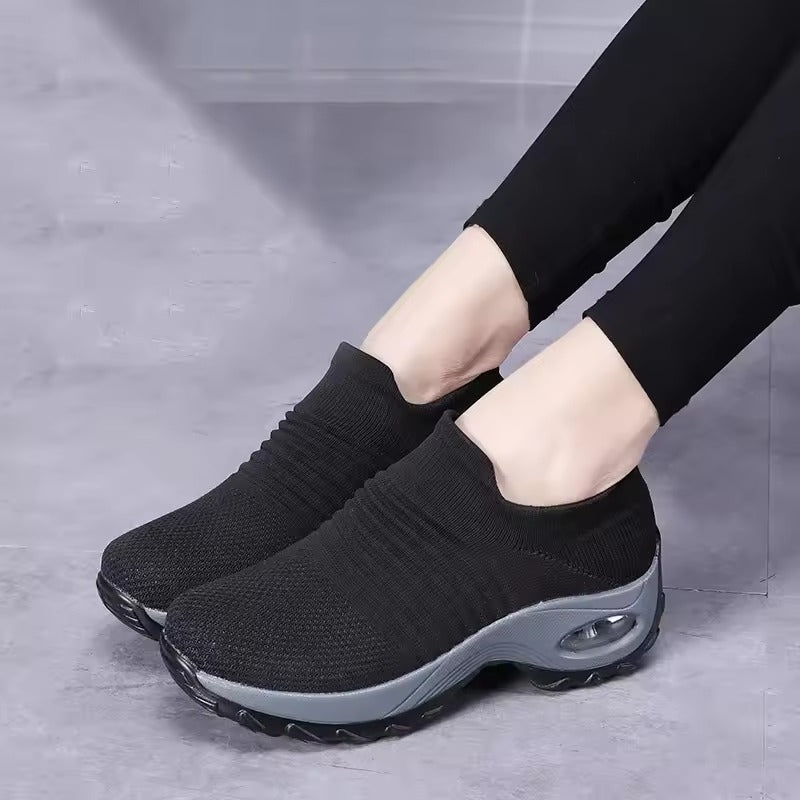Women's comfort shoes - Cushioned support for everyday walking