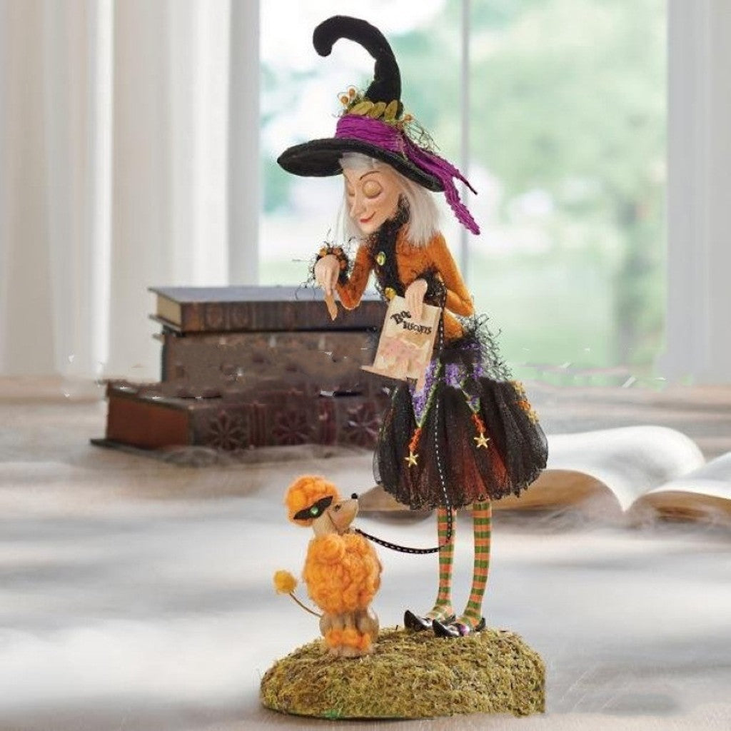 Halloween Witch Resin Figurine Décor