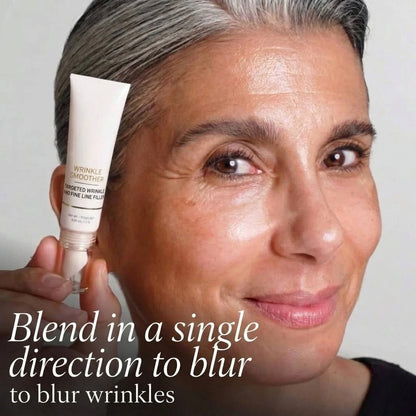 Instant smoothing facial treatment with lightweight natural finish